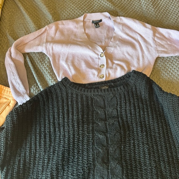 Sweater bundle - Picture 4 of 4